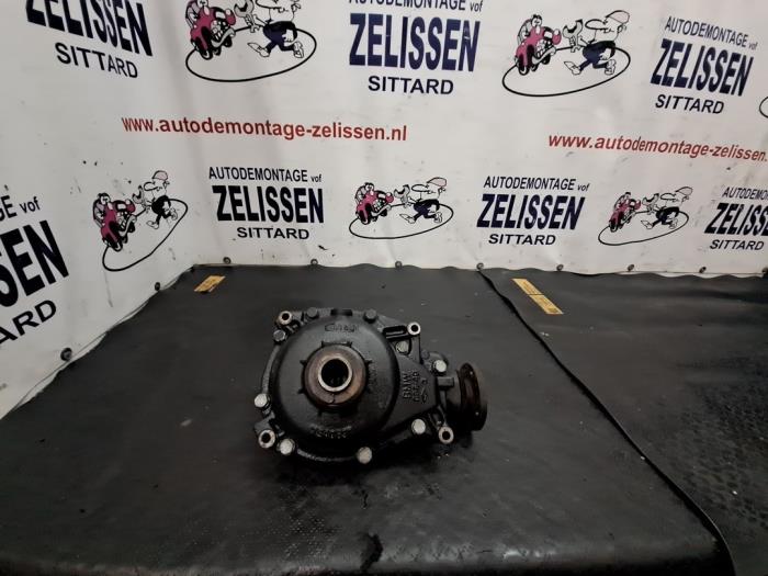 Used Front differential BMW X3 (E83) 2.0d 16V Price € 367,50 Margin scheme offered by Zelissen V.O.F. autodemontage