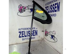 Używane Dodatkowa szyba lewa przednia wersja 2-drzwiowa Peugeot 207/207+ (WA/WC/WM) 1.4 Cena € 42,00 Procedura marży oferowane przez Zelissen V.O.F. autodemontage