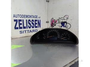 Usados Panel de instrumentación Mercedes CLK (W208) 2.0 200 16V Precio € 89,25 Norma de margen ofrecido por Zelissen V.O.F. autodemontage