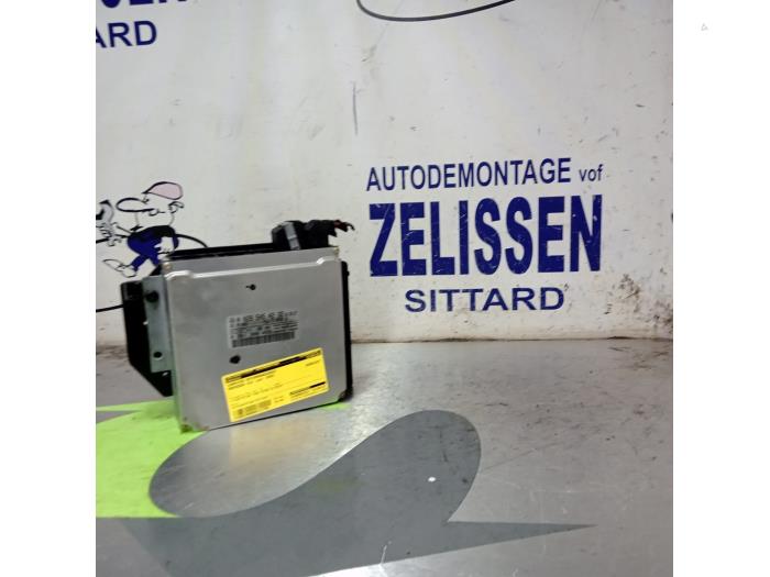 Used Engine management computer Mercedes CLK (C208) 2.0 200 16V Price € 99,75 Margin scheme offered by Zelissen V.O.F. autodemontage