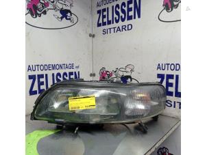 Used Headlight, left Volvo XC70 (SZ) XC70 2.4 T 20V Price € 152,25 Margin scheme offered by Zelissen V.O.F. autodemontage