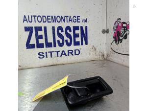 Used Front door handle 4-door, right Opel Frontera (6B) 2.2i 16V Price € 15,75 Margin scheme offered by Zelissen V.O.F. autodemontage