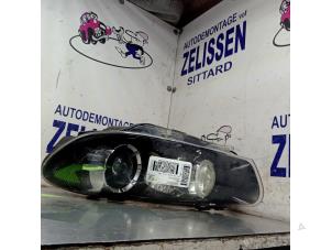 Usagé Optique avant principal gauche Volkswagen Scirocco (137/13AD) 1.4 TSI 160 16V Prix € 393,75 Règlement à la marge proposé par Zelissen V.O.F. autodemontage