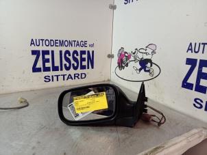 Używane Lusterko zewnetrzne lewe Subaru Legacy Wagon (BG) 2.2i GX 16V 4x4 Cena € 36,75 Procedura marży oferowane przez Zelissen V.O.F. autodemontage