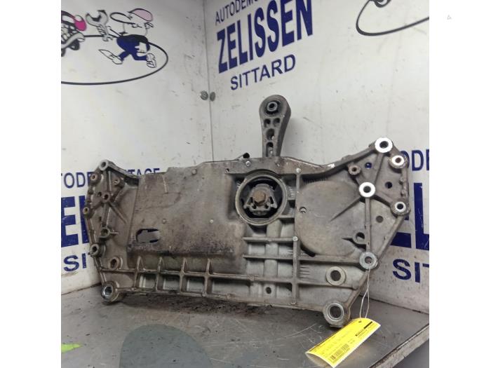 Usagé Faux châssis Volkswagen Scirocco (137/13AD) 1.4 TSI 160 16V Prix € 52,50 Règlement à la marge proposé par Zelissen V.O.F. autodemontage