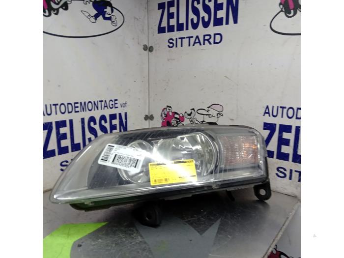 Używane Reflektor lewy Audi A6 Avant (C6) 2.0 TDI 16V Cena € 183,75 Procedura marży oferowane przez Zelissen V.O.F. autodemontage