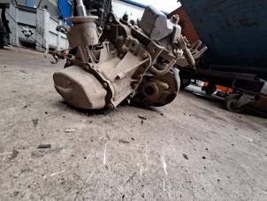 Getriebe van een Fiat Scudo (220Z) 1.9 D 2003