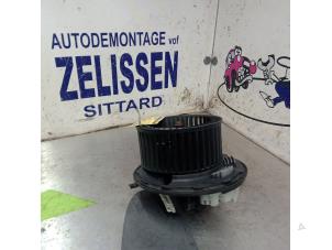 Usagé Moteur de ventilation chauffage BMW 1 serie (E87/87N) 118i 16V Prix € 57,75 Règlement à la marge proposé par Zelissen V.O.F. autodemontage