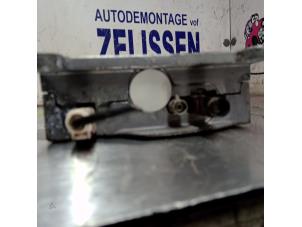 Module Bluetooth d'un BMW 7 serie (E65/E66/E67) 730d 24V 2004