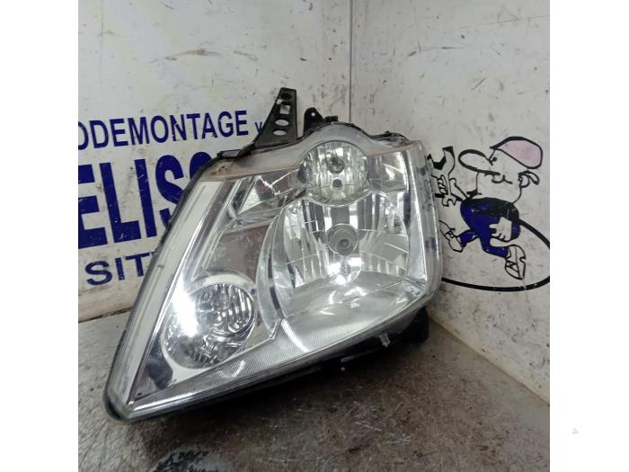 Używane Reflektor lewy Renault Modus/Grand Modus (JP) 1.6 16V Cena € 52,50 Procedura marży oferowane przez Zelissen V.O.F. autodemontage