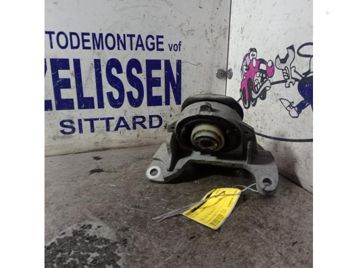 Used Engine mount Fiat Bravo (198A) 1.4 16V Price € 31,50 Margin scheme offered by Zelissen V.O.F. autodemontage