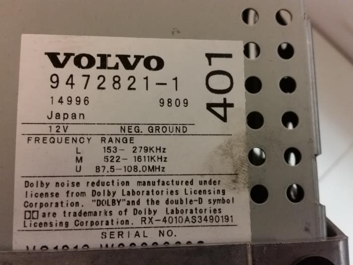 Reproductor de casetes y radio de un Volvo S80 (TR/TS) 2.4 SE 20V 170 1999