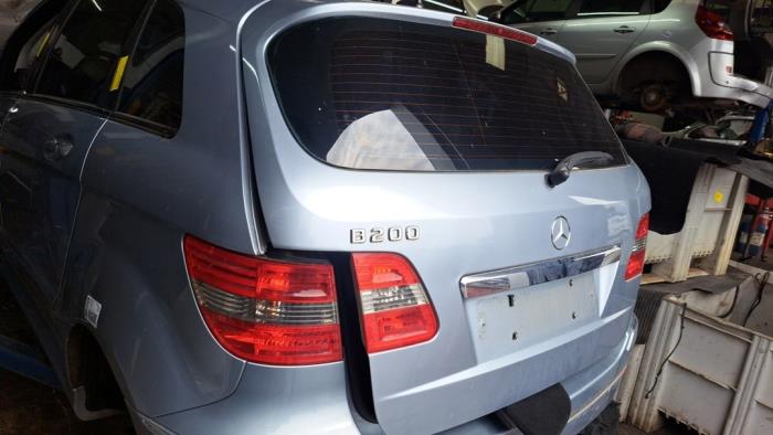 Heckklappe van een Mercedes-Benz B (W245) 2.0 B-200 16V 2006