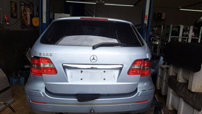 Heckklappe van een Mercedes-Benz B (W245) 2.0 B-200 16V 2006