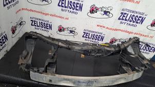 Używane Panel przedni Mercedes B (W245) 2.0 B-200 16V Cena € 157,50 Procedura marży oferowane przez Zelissen V.O.F. autodemontage
