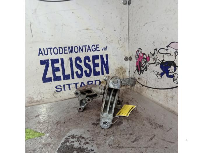 Used Engine mount Fiat Bravo (198A) 1.4 16V Price € 31,50 Margin scheme offered by Zelissen V.O.F. autodemontage