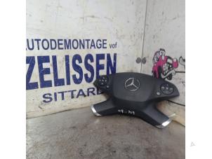 Używane Poduszka powietrzna lewa (kierownica) Mercedes E Estate (S212) E-200 CDI 16V BlueEfficiency,BlueTEC Cena € 120,75 Procedura marży oferowane przez Zelissen V.O.F. autodemontage