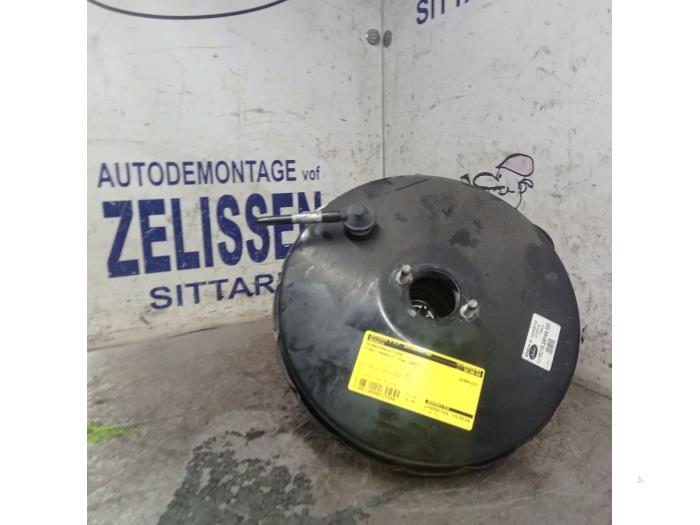 Usados Servofreno Ford Transit 2.0 TDCi 16V 260S Precio € 78,75 Norma de margen ofrecido por Zelissen V.O.F. autodemontage