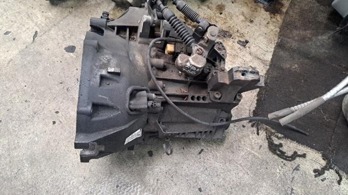 Used Gearbox Ford Transit 2.0 TDCi 16V 260S Price € 1.044,75 Margin scheme offered by Zelissen V.O.F. autodemontage