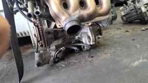 Motor van een Peugeot 206 CC (2D) 2.0 16V 2001