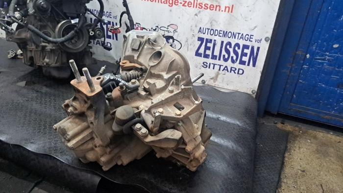 Usagé Boîte de vitesse Fiat Doblo Prix € 525,00 Règlement à la marge proposé par Zelissen V.O.F. autodemontage