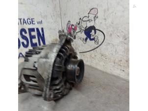 Dynamo van een Audi A6 Avant (C5) 2.4 V6 30V 2004