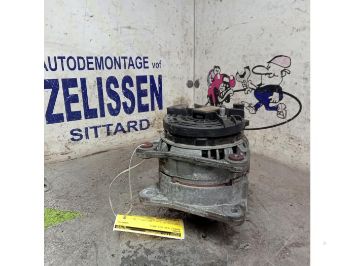 Usagé Dynamo Renault Clio III (BR/CR) 2.0 16V Prix € 42,00 Règlement à la marge proposé par Zelissen V.O.F. autodemontage