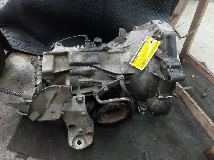 Usagé Boite de vitesses Audi A4 Prix € 997,50 Règlement à la marge proposé par Zelissen V.O.F. autodemontage