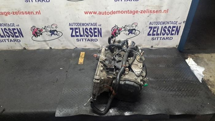 Usagé Boite de vitesses Peugeot 307 SW (3H) 2.0 16V Prix € 735,00 Règlement à la marge proposé par Zelissen V.O.F. autodemontage