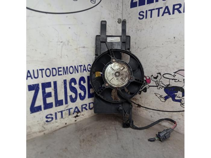 Gebrauchte Kühlrippe Ford Focus 3 Wagon 1.0 Ti-VCT EcoBoost 12V 125 Preis € 47,25 Margenregelung angeboten von Zelissen V.O.F. autodemontage