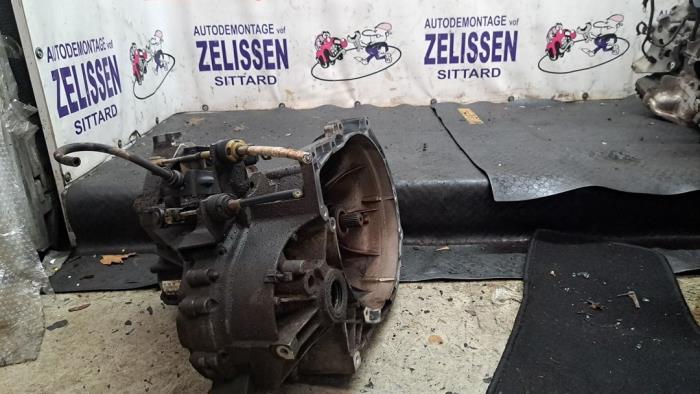 Usagé Boîte de vitesse Ford Transit Connect (PJ2) 1.6 TDCi 16V 75 Prix € 1.048,95 Règlement à la marge proposé par Zelissen V.O.F. autodemontage