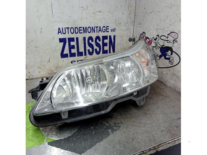 Begagnade Strålkastare, vänster Citroen C4 Berline (LC) 1.6 16V VTi 120 Pris € 63,00 Marginaltabell erbjuds av Zelissen V.O.F. autodemontage