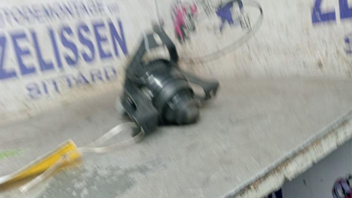 Used Engine mount Suzuki Swift (ZC/ZD) 1.2 Dual Jet 16V Price € 42,00 Margin scheme offered by Zelissen V.O.F. autodemontage