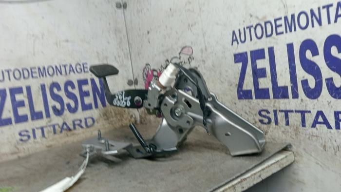 Używane Pedal hamulca Suzuki Swift (ZC/ZD) 1.2 Dual Jet 16V Cena € 42,00 Procedura marży oferowane przez Zelissen V.O.F. autodemontage