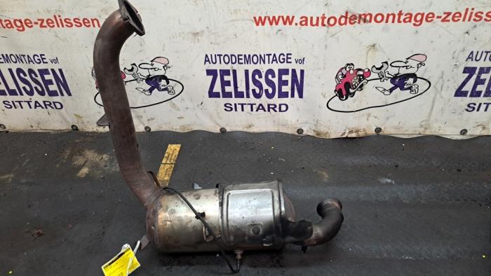 Gebrauchte Rußfilter Volvo S40 (MS) 1.6 D 16V Preis auf Anfrage angeboten von Zelissen V.O.F. autodemontage