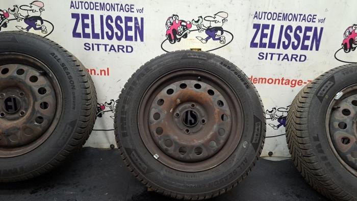 Gebrauchte Reserverad Ford Fusion 1.4 16V Preis € 42,00 Margenregelung angeboten von Zelissen V.O.F. autodemontage