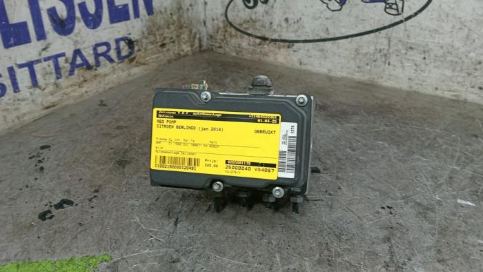 Usagé Bloc ABS Citroen Berlingo Prix € 257,25 Règlement à la marge proposé par Zelissen V.O.F. autodemontage