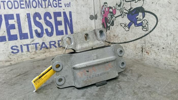 Usagé Support moteur Volkswagen Golf VI (5K1) 1.2 TSI BlueMotion Prix € 31,50 Règlement à la marge proposé par Zelissen V.O.F. autodemontage