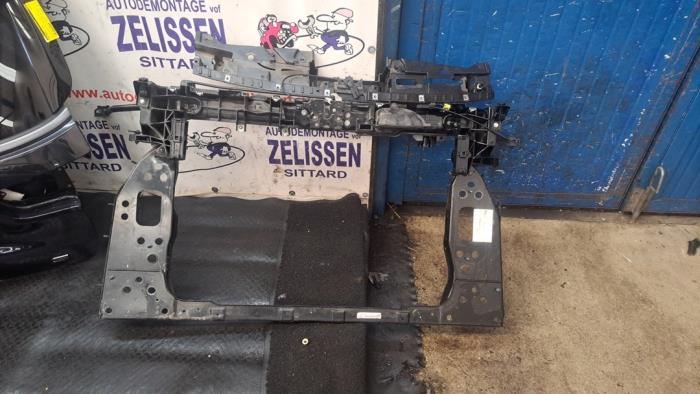 Używane Panel przedni Jeep Compass II (MP) 1.3 T4 150 16V Cena € 288,75 Procedura marży oferowane przez Zelissen V.O.F. autodemontage