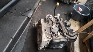 Usagé Boite de vitesses Renault Modus/Grand Modus (JP) 1.6 16V Prix € 997,50 Règlement à la marge proposé par Zelissen V.O.F. autodemontage