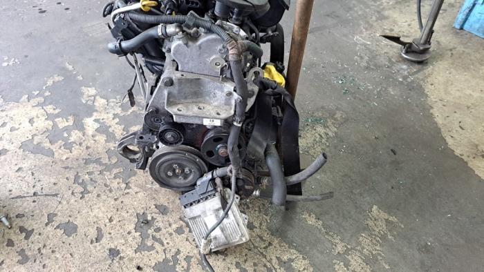 Engine from a Fiat Grande Punto (199) 1.3 JTD Multijet 16V Van 2012