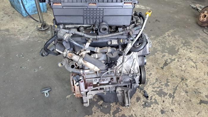 Używane Silnik Fiat Grande Punto (199) 1.3 JTD Multijet 16V Van Cena € 735,00 Procedura marży oferowane przez Zelissen V.O.F. autodemontage