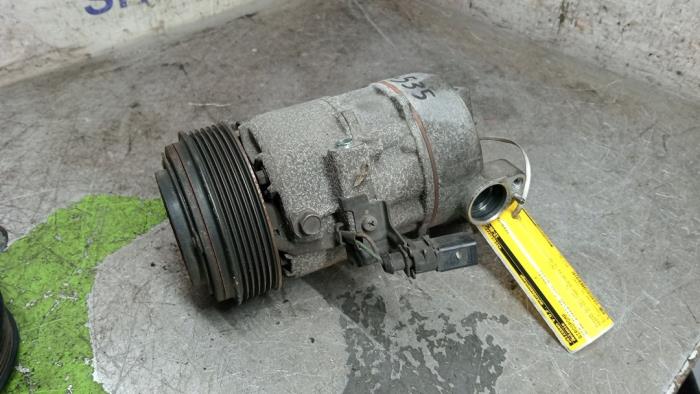 Usagé Compresseur de clim Opel Insignia 2.0 CDTI 16V 130 Ecotec Prix € 120,75 Règlement à la marge proposé par Zelissen V.O.F. autodemontage