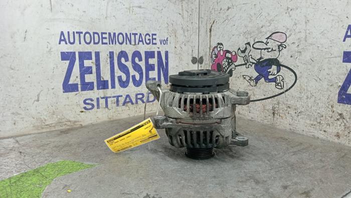Begagnade Dynamo Jeep Grand Cherokee (WG/WJ) 4.7i V-8 Pris € 99,75 Marginaltabell erbjuds av Zelissen V.O.F. autodemontage