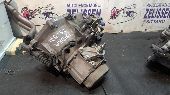 Gebrauchte Getriebe Citroen C4 Berline (NC) 1.4 16V VTi Preis € 367,50 Margenregelung angeboten von Zelissen V.O.F. autodemontage