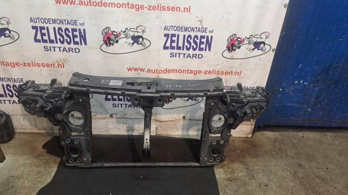 Używane Panel przedni Porsche Cayenne (9PA) 4.8 V8 32V S Cena € 288,75 Procedura marży oferowane przez Zelissen V.O.F. autodemontage