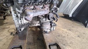 Engine from a Mercedes-Benz S (W220) 3.2 S-320 18V 2001