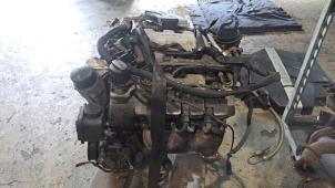 Engine from a Mercedes-Benz S (W220) 3.2 S-320 18V 2001