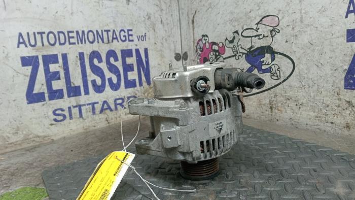 Gebrauchte Dynamo Toyota Avensis Wagon (T25/B1E) 2.0 16V VVT-i D4 Preis € 31,50 Margenregelung angeboten von Zelissen V.O.F. autodemontage