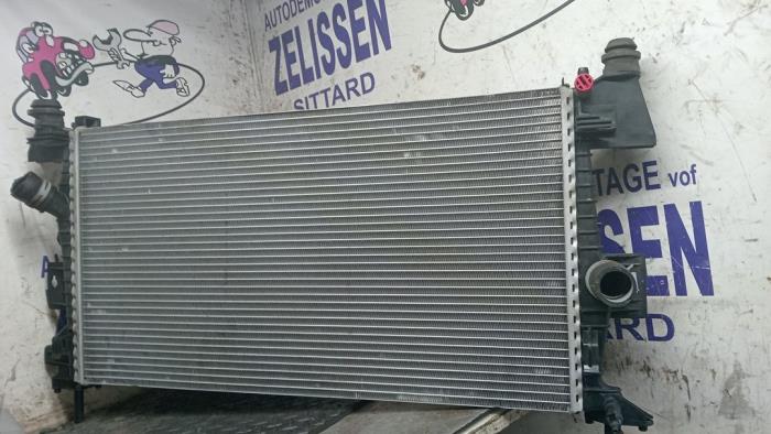Usagé Radiateur Ford Focus 3 2.0 TDCi 16V 163 Prix € 68,25 Règlement à la marge proposé par Zelissen V.O.F. autodemontage